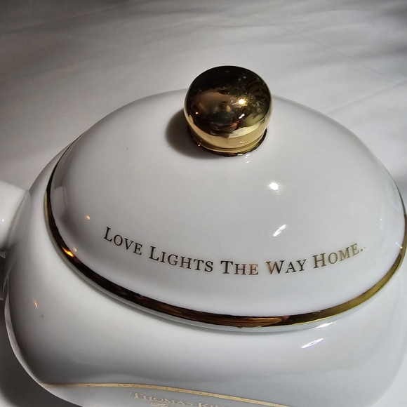 🎉HP THOMAS KINKADE PORCELAIN TEA POT "BEACON OF HOPE" - Picture 9 of 14